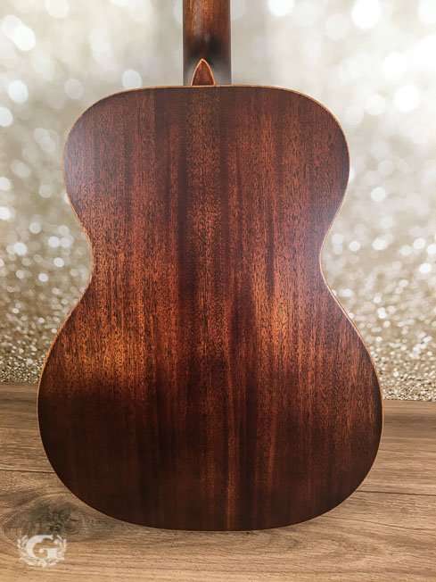 Martin 000-15M Streetmaster
