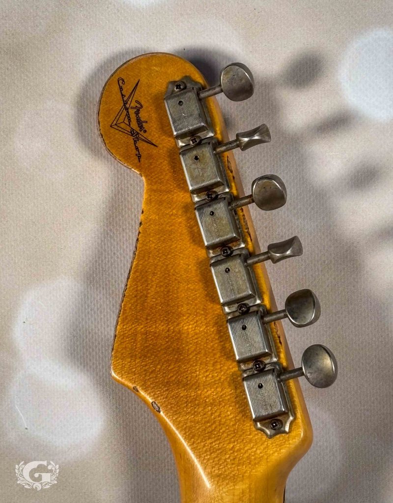 Fender Custom Shop 1960 Stratocaster Aged Sonic Blue over 3-Color Sunburst Heavy Relic