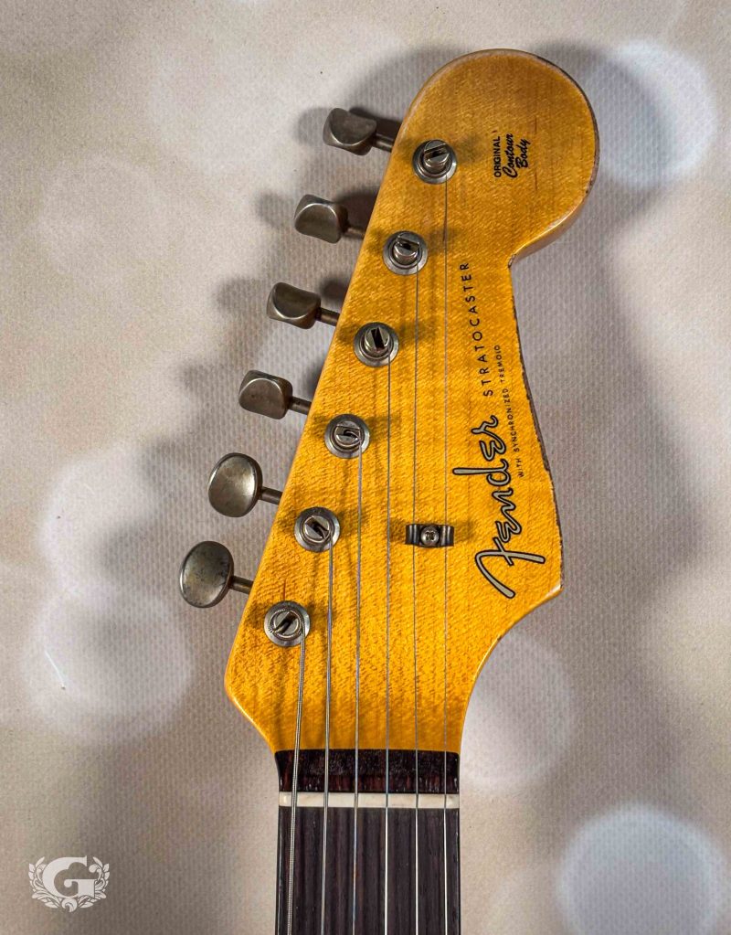 Fender Custom Shop 1960 Stratocaster Aged Sonic Blue over 3-Color Sunburst Heavy Relic