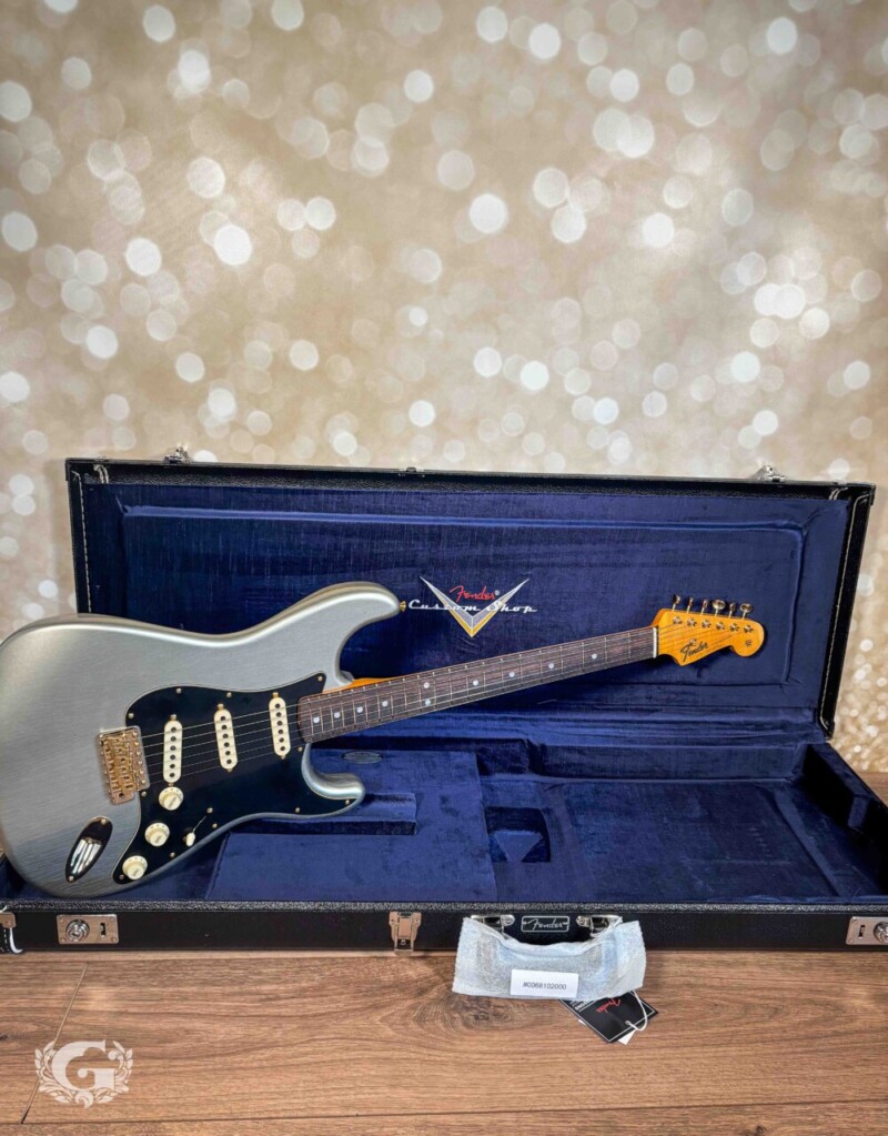 Fender Custom Shop Limited 1965 Dual-Mag Strat Aged Inca Silver