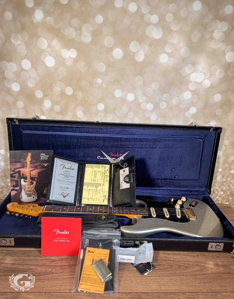 Fender Custom Shop Limited 1965 Dual-Mag Strat Aged Inca Silver