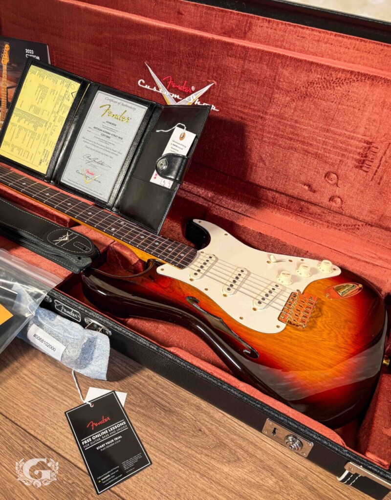 Fender Custom Shop Artisan Korina Stratocaster Chocolate 3-Color Sunburst