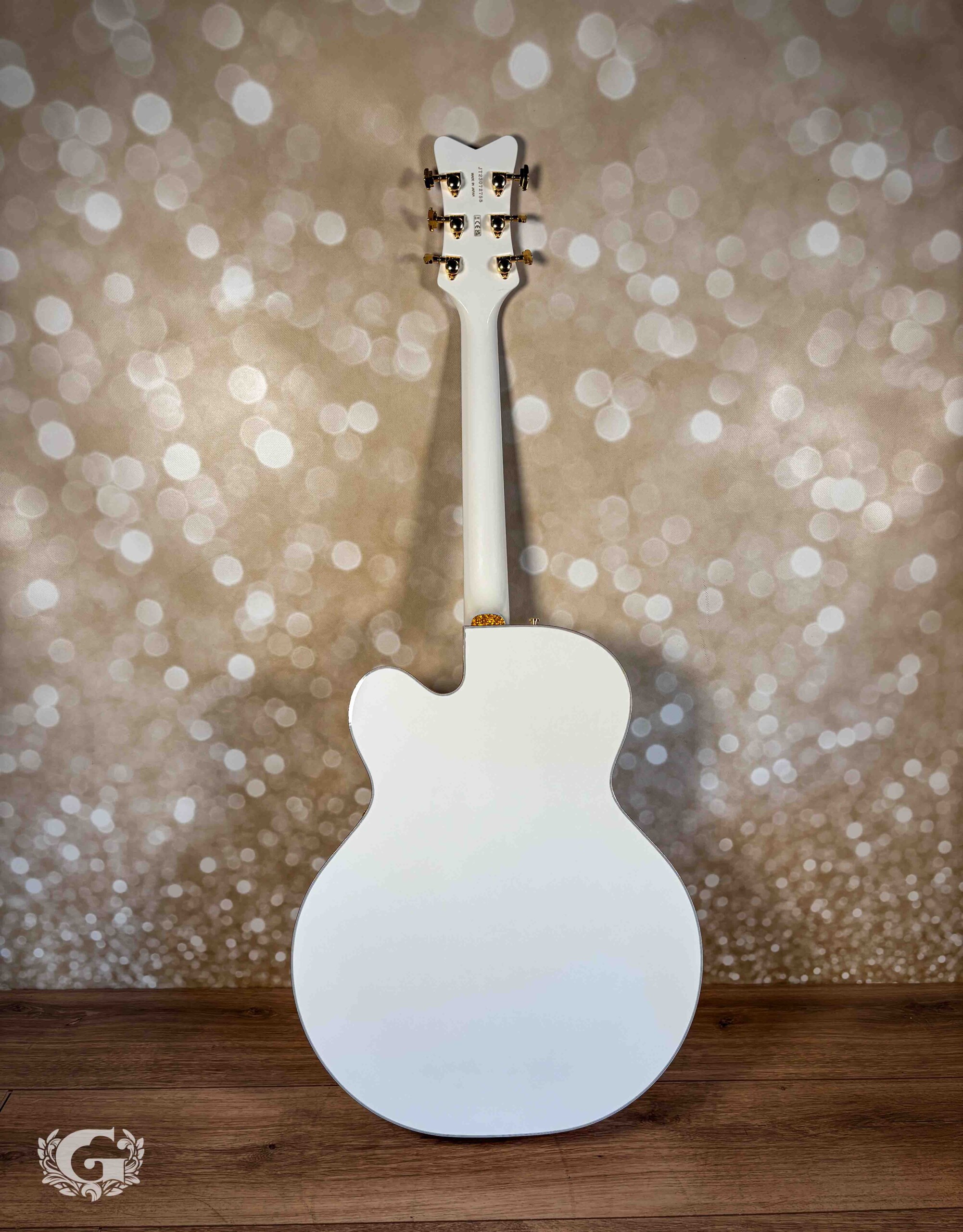 Gretsch G6136TG Players Edition White Falcon