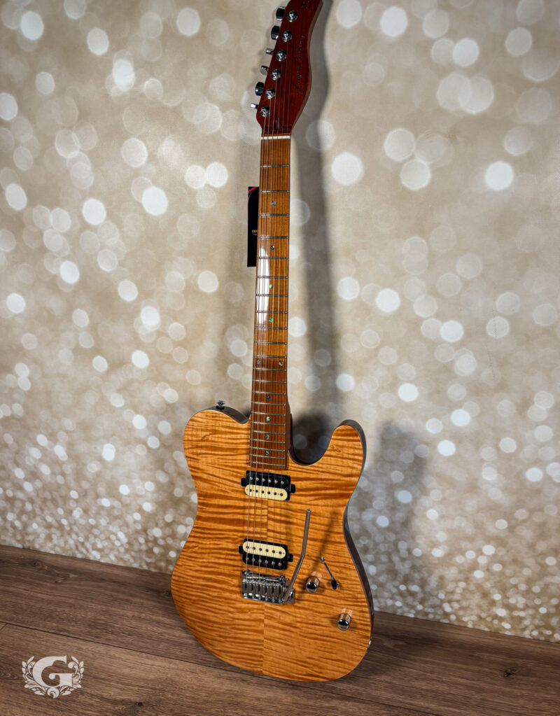Sire Larry Carlton T7 Flamed Maple - Natural