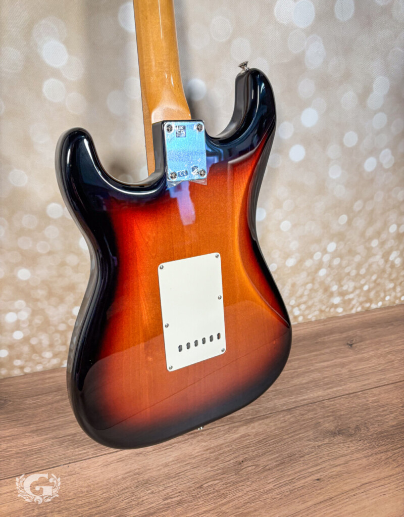 Fender Vintera II 60's Stratocaster RW 3 Tone Sunburst