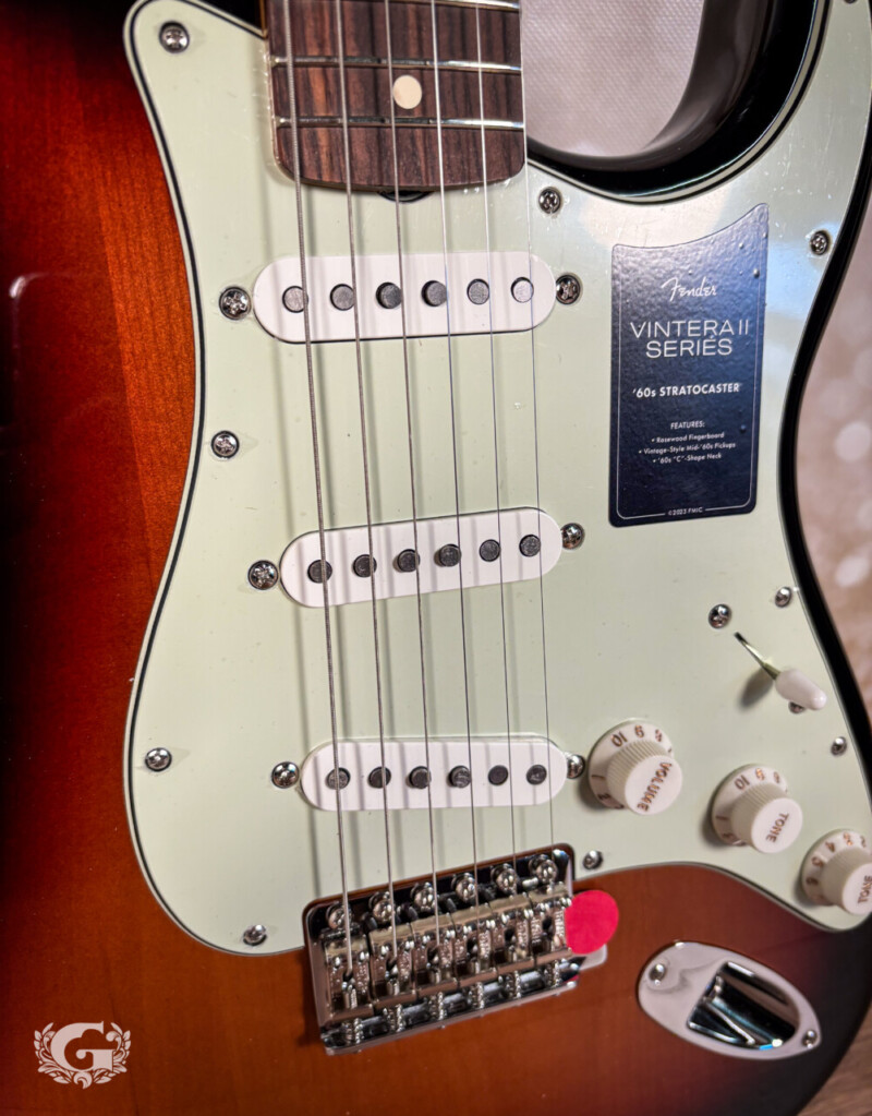 Fender Vintera II 60's Stratocaster RW 3 Tone Sunburst