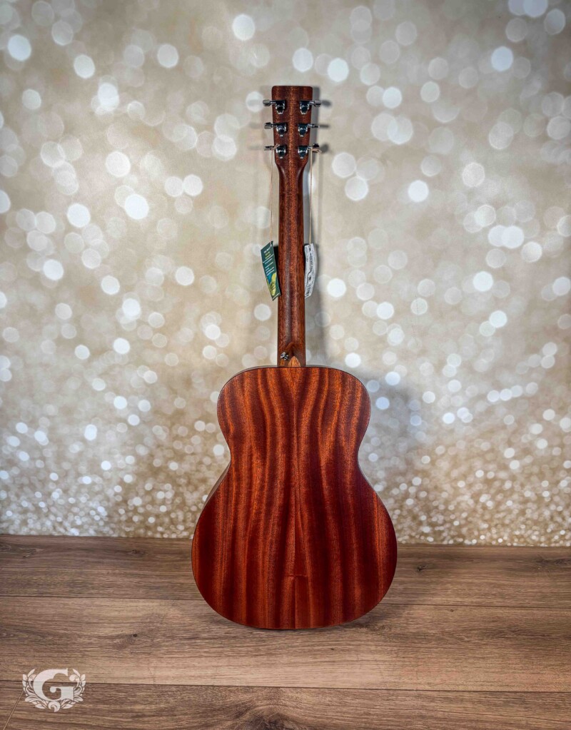 Martin 000JR-10E Shawn Mendes Signature