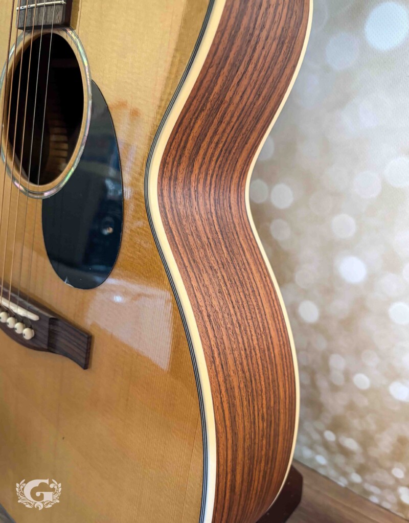 Eastman PCH2-OM Natural