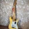 Fender Player Series Stratocaster HSS MN Buttercream