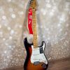 Fender 70th Anniversary Player Stratocaster 2-Color Sunburst MN