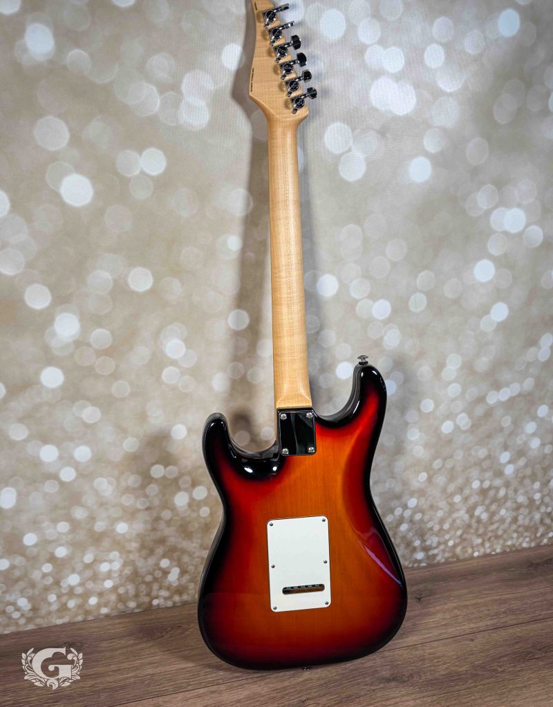 Suhr Classic S SSS Maple 3 Tone Sunburst